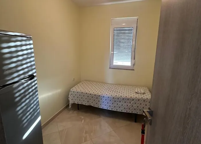 Three Bedrooms סרנדה